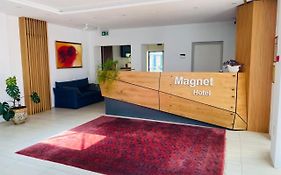 Hotel Magnet